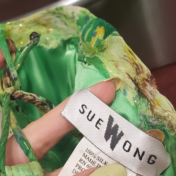 Prom or special occasion dress long - Picture 2 of 8